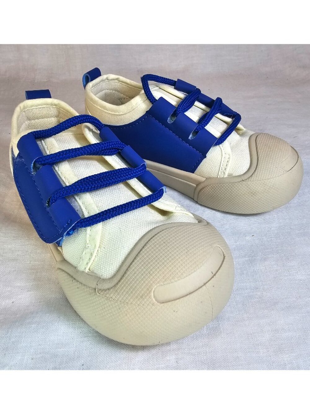 NEW!! Toetots Charlie Baby Shoes Low Top Canvas Sneaker 29/11T